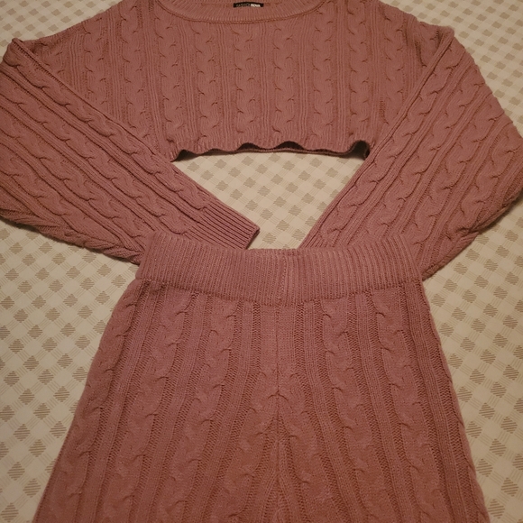 ‼️SOLD‼️ FASHION NOVA FIGUEROA SET - Picture 3 of 6